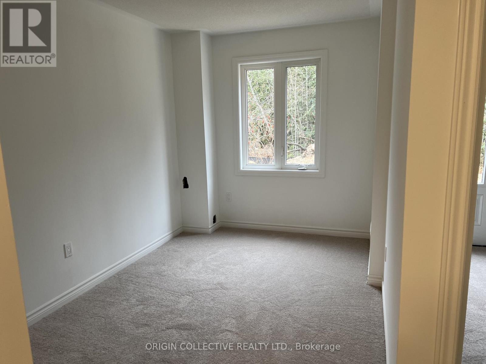 Top - 34 Milson Crescent, Essa (Angus), Ontario  L0M 1B5 - Photo 7 - N12794904