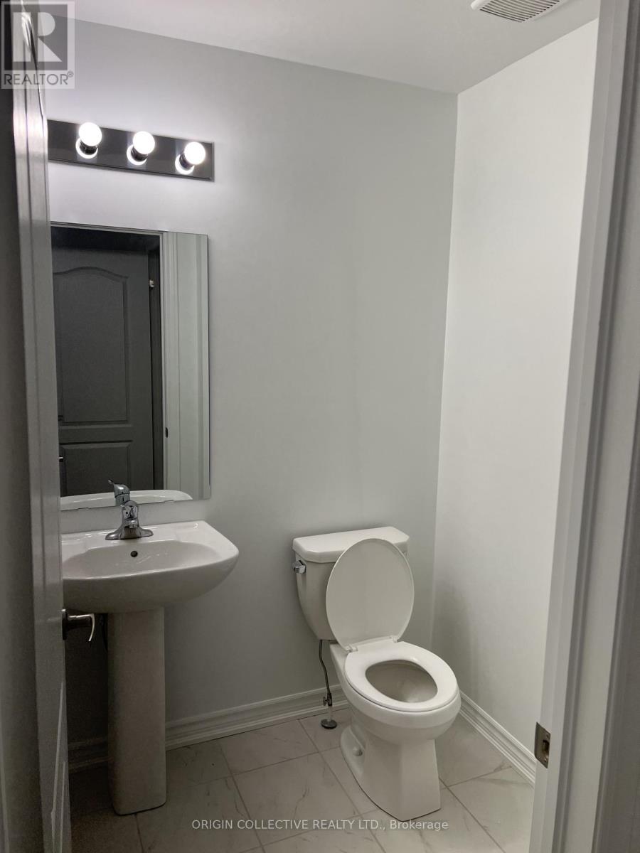 Top - 34 Milson Crescent, Essa (Angus), Ontario  L0M 1B5 - Photo 9 - N12794904