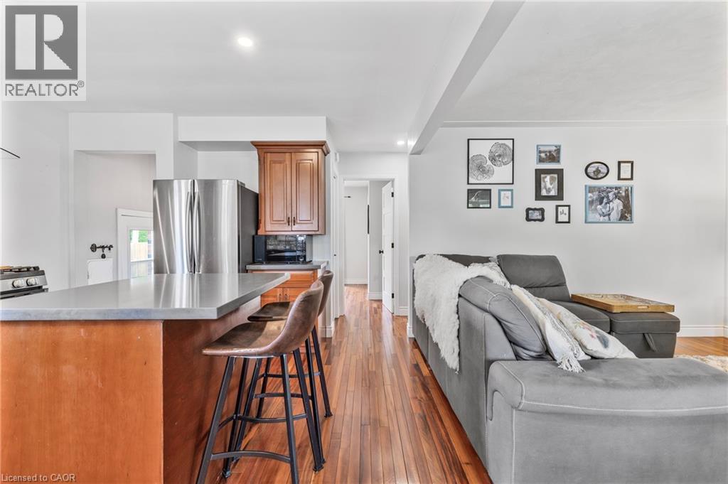 11 Flynn Avenue, Cambridge, Ontario  N3C 2T8 - Photo 11 - 40805606