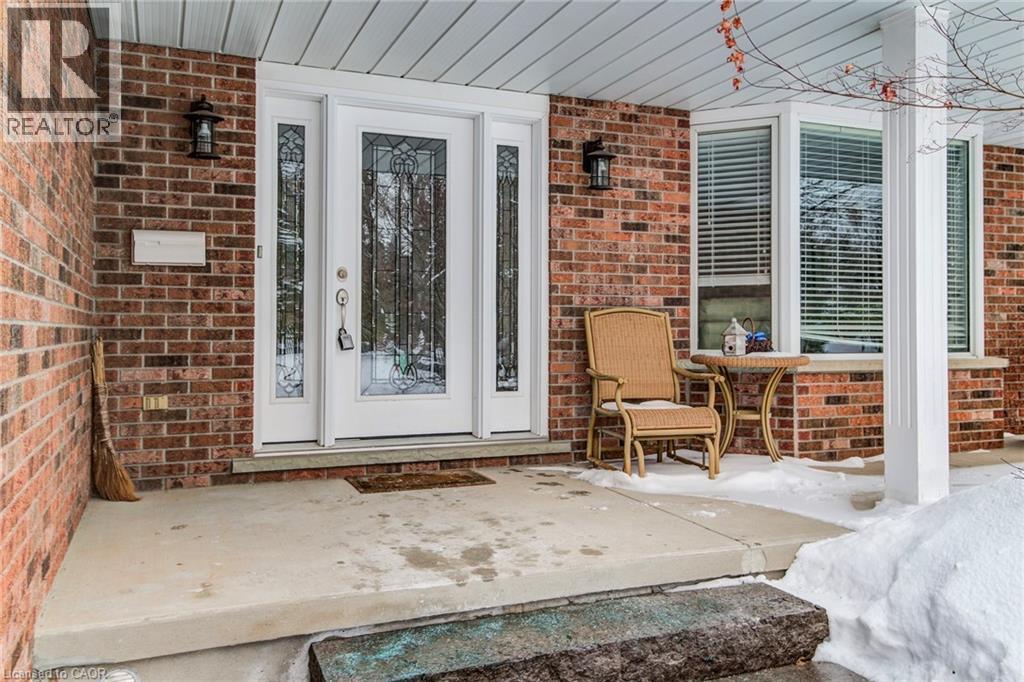 454 Kingsford Place, Waterloo, Ontario  N2T 1K9 - Photo 3 - 40798205