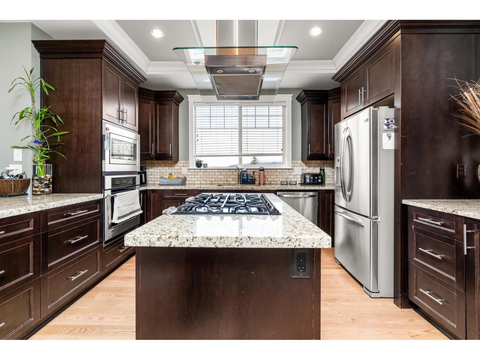 5157 Dhaliwal Place, Promontory, Chilliwack, British Columbia  V2R 0J4 - Photo 10 - R3090321