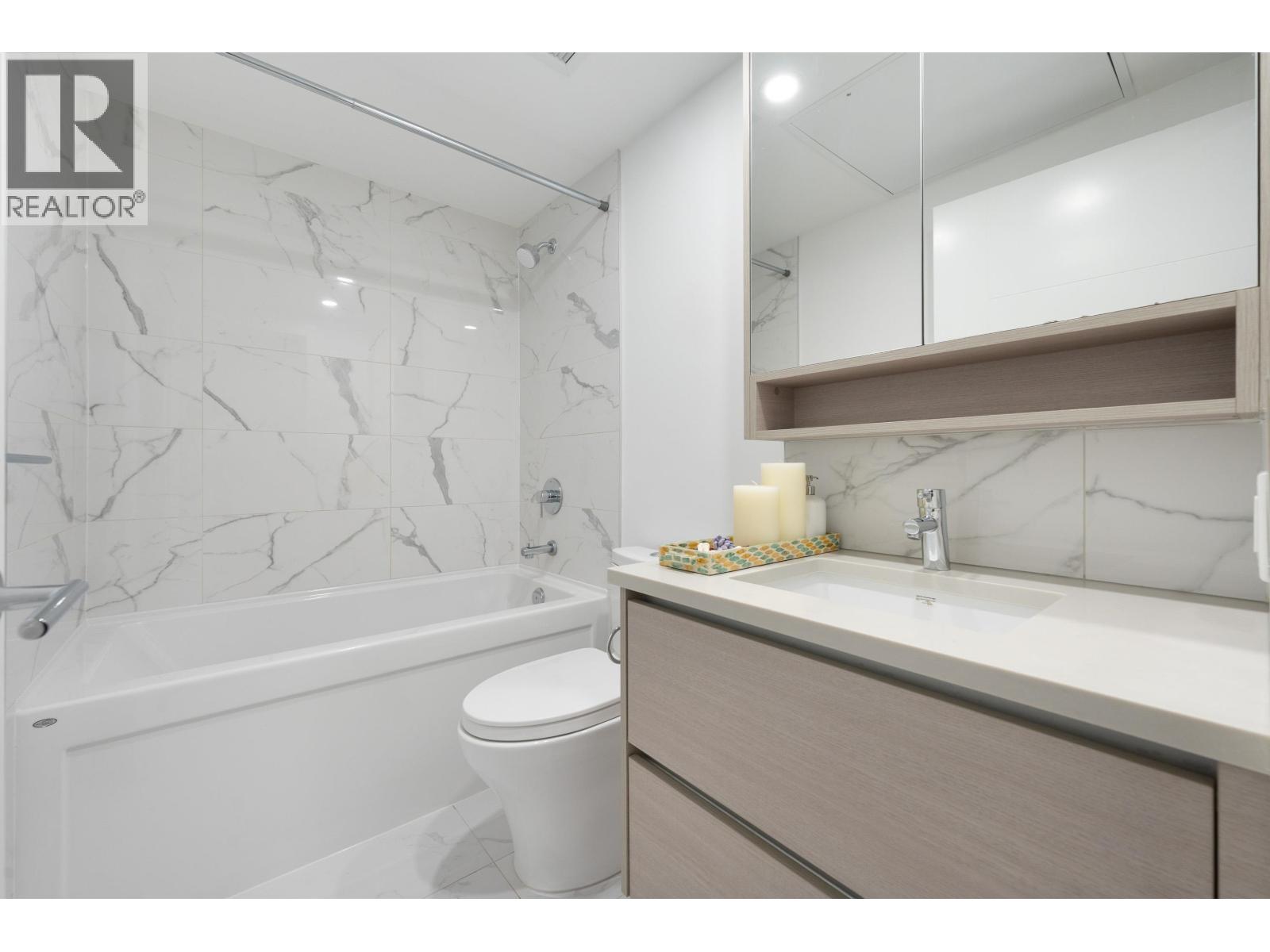 1005 823 Carnarvon Street, New Westminster, British Columbia  V3M 0N5 - Photo 18 - R3090466