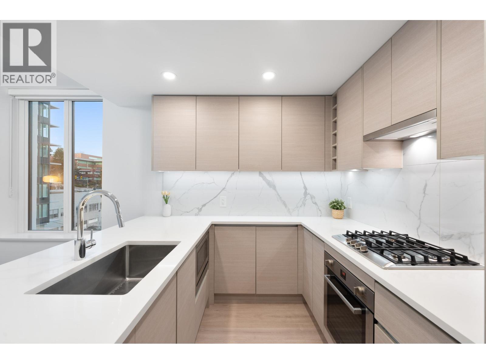 1005 823 Carnarvon Street, New Westminster, British Columbia  V3M 0N5 - Photo 4 - R3090466