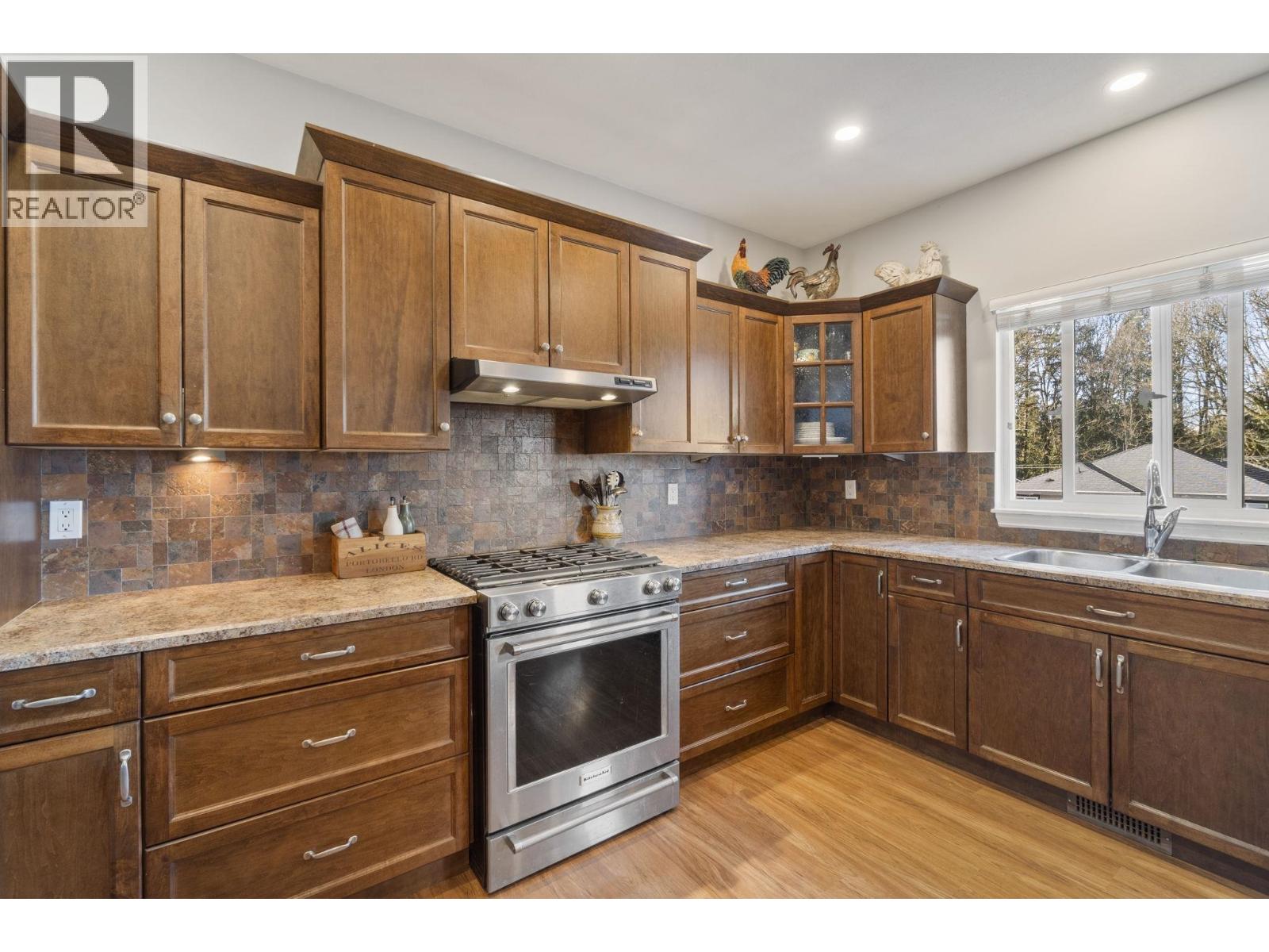 10363 Robertson Street, Maple Ridge, British Columbia  V2W 0A8 - Photo 12 - R3089057