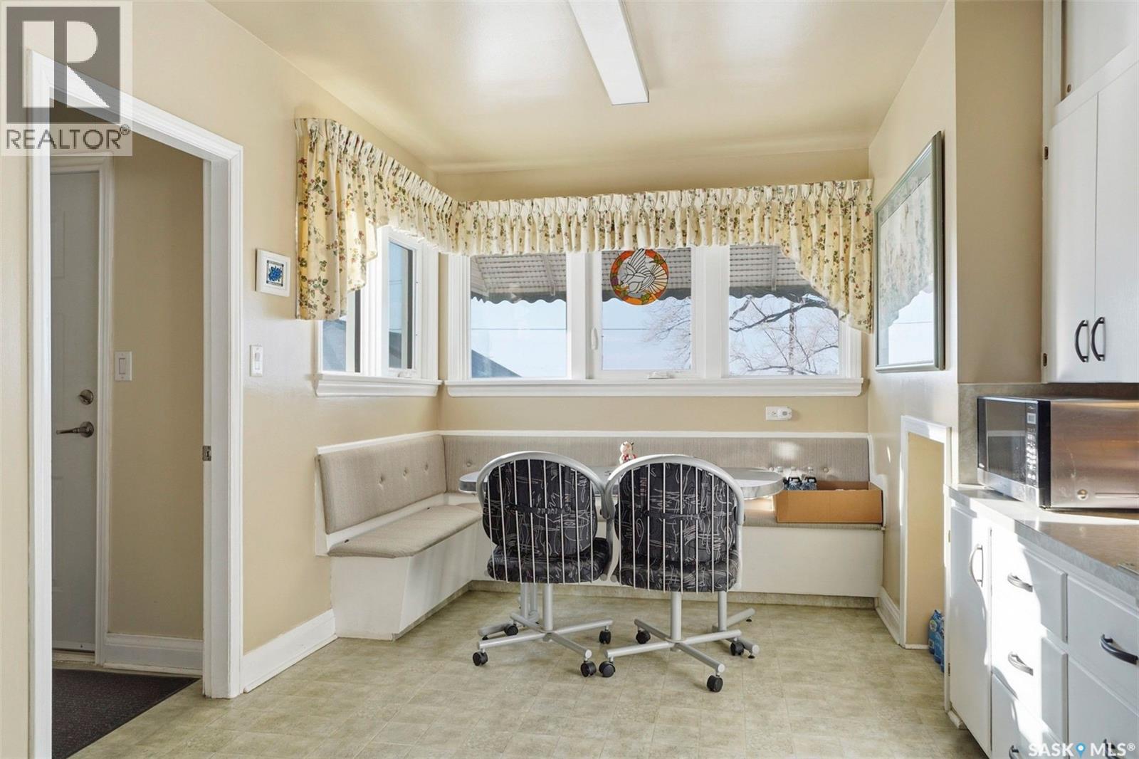 208 2nd Avenue E, Nokomis, Saskatchewan  S0G 3R0 - Photo 8 - SK028730