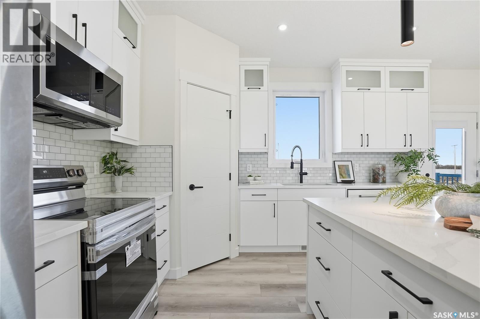 818 Ballesteros Crescent, Warman, Saskatchewan  S0K 4S3 - Photo 6 - SK028535