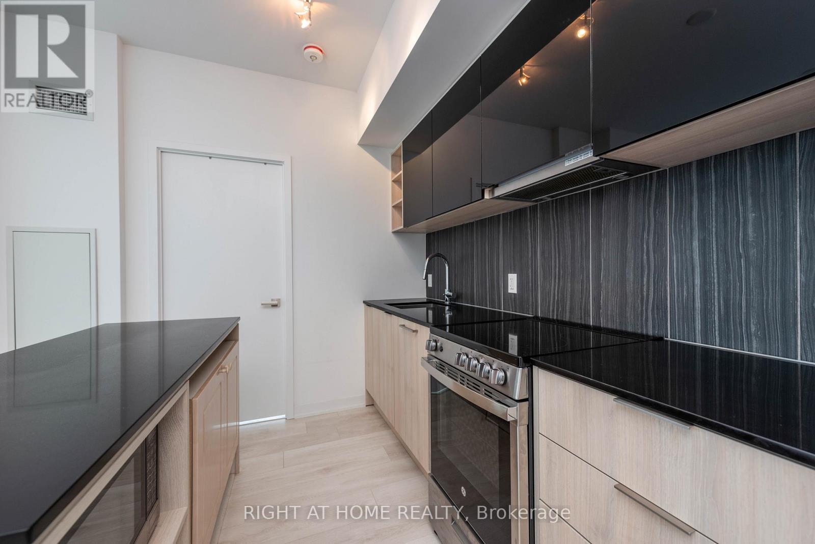 1221 - 31 Tippett Road, Toronto, Ontario  M3H 0C8 - Photo 28 - C12776786