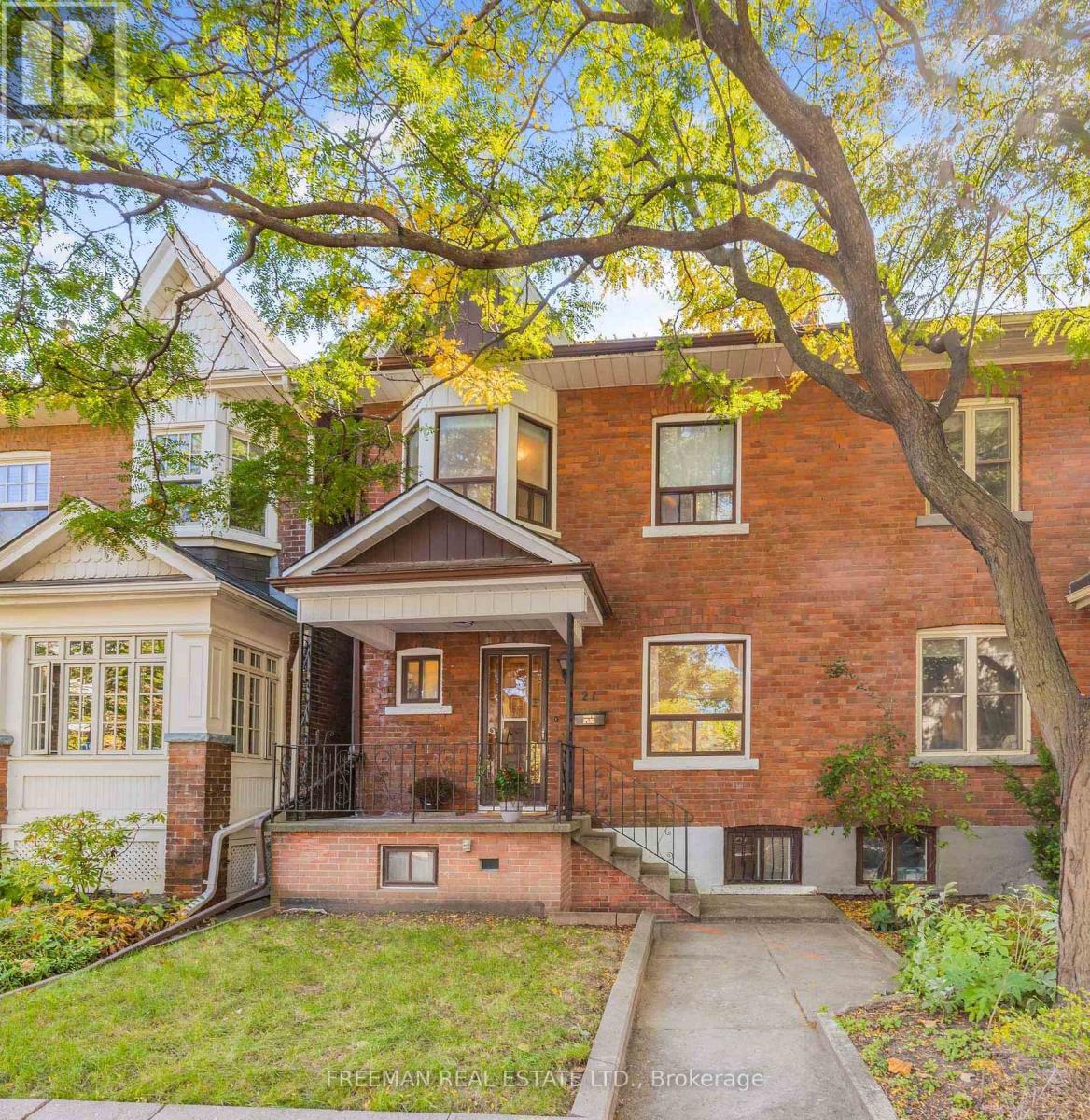 21 London Street, Toronto, Ontario  M6G 1M8 - Photo 1 - C12794088