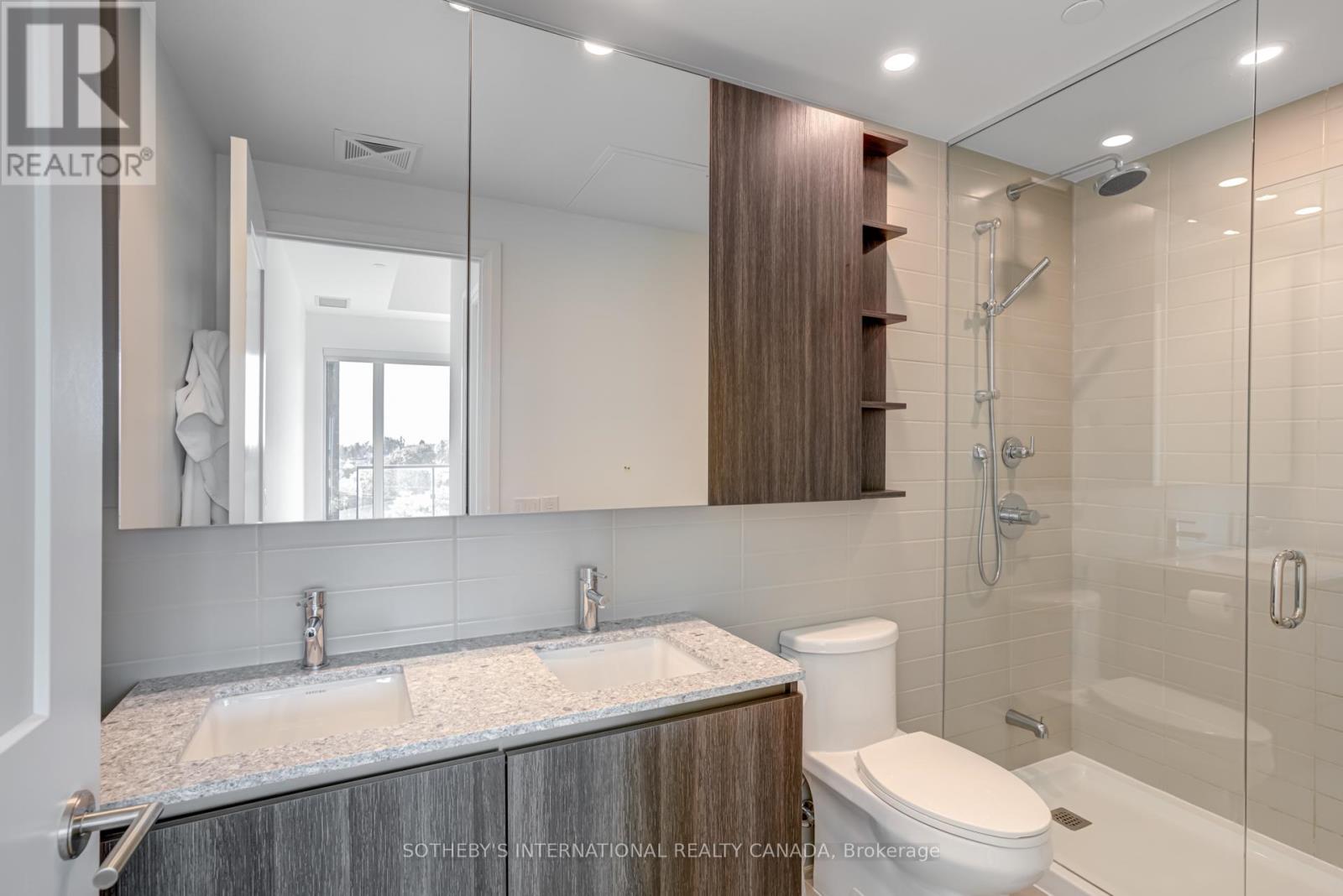 707 - 21 Park Street, Mississauga, Ontario  L5G 0C2 - Photo 17 - W12794928