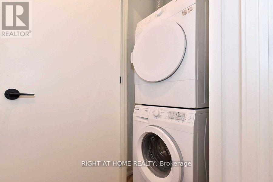 504 - 2118 Bloor Street W, Toronto, Ontario  M6S 1M8 - Photo 12 - W12755106