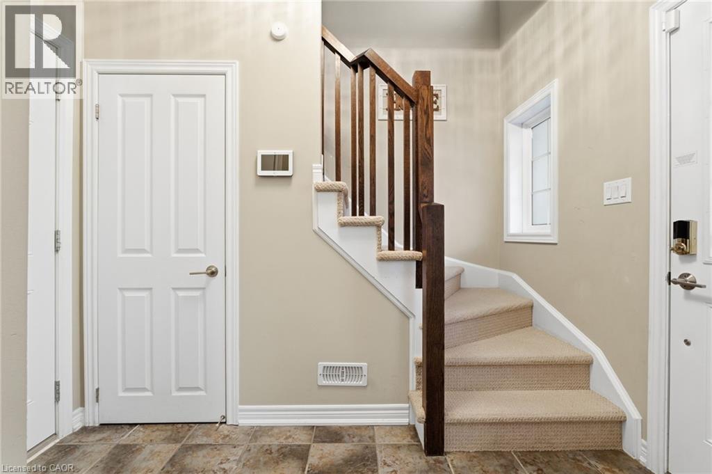 1401 Plains Road E Unit# 80, Burlington, Ontario  L7R 0C2 - Photo 9 - 40805738