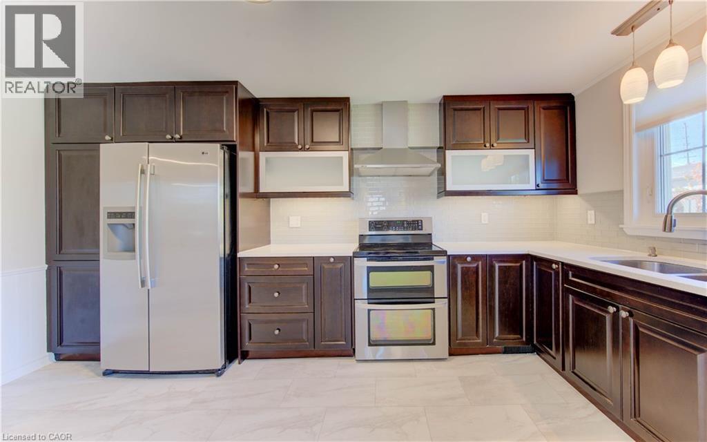 6 Churchill Street, Waterloo, Ontario  N2L 2X2 - Photo 11 - 40799480