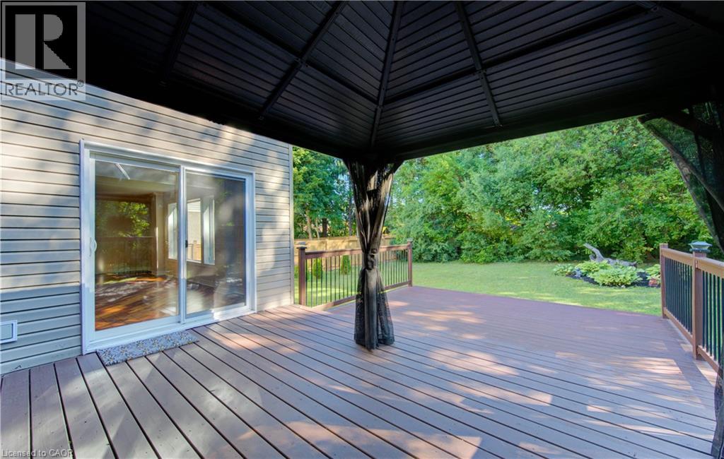 6 Churchill Street, Waterloo, Ontario  N2L 2X2 - Photo 28 - 40799480