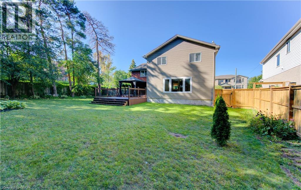 6 Churchill Street, Waterloo, Ontario  N2L 2X2 - Photo 30 - 40799480