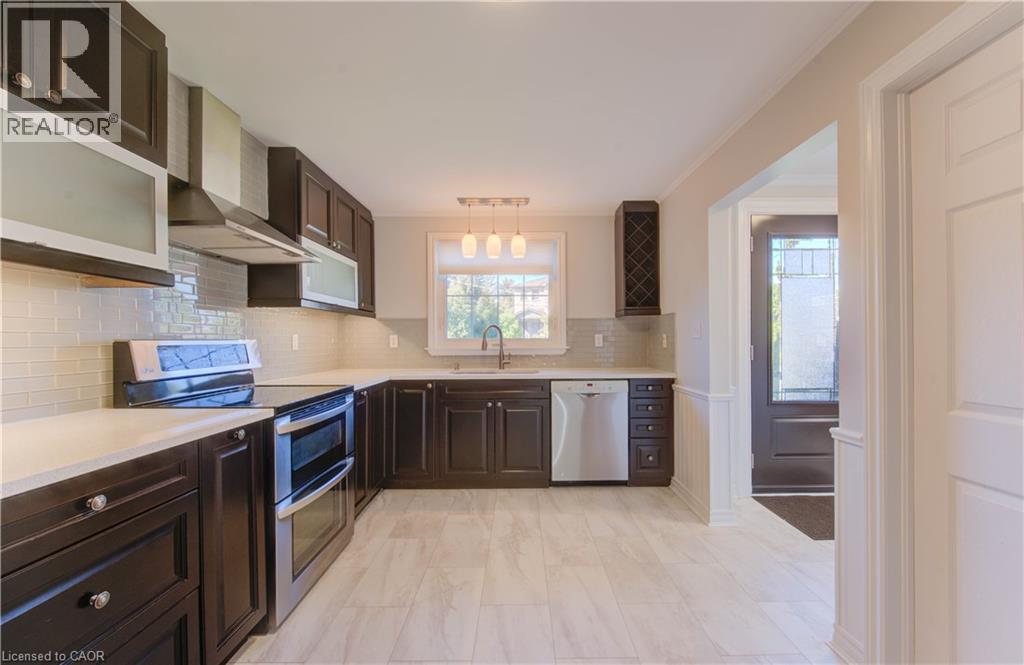 6 Churchill Street, Waterloo, Ontario  N2L 2X2 - Photo 9 - 40799480