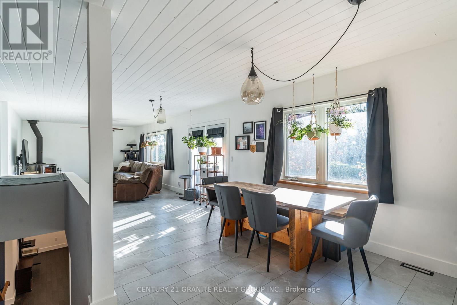 1016 Eureka Road, Highlands East (Monmouth), Ontario  K0M 1R0 - Photo 11 - X12795146