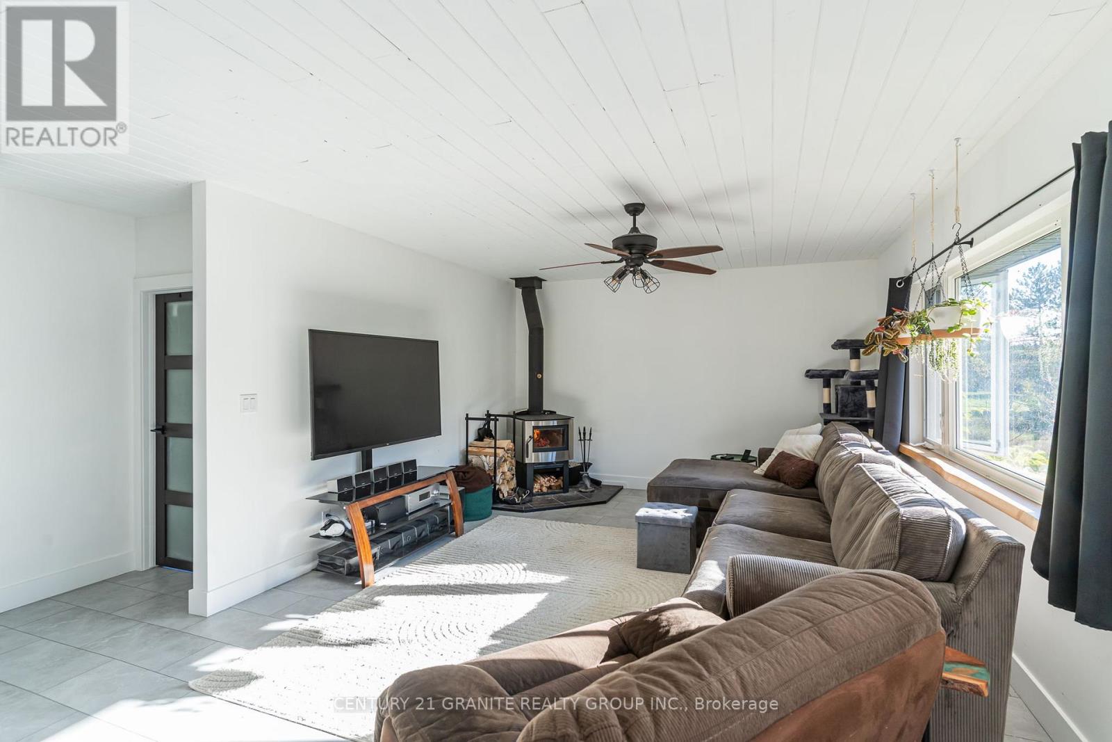 1016 Eureka Road, Highlands East (Monmouth), Ontario  K0M 1R0 - Photo 14 - X12795146