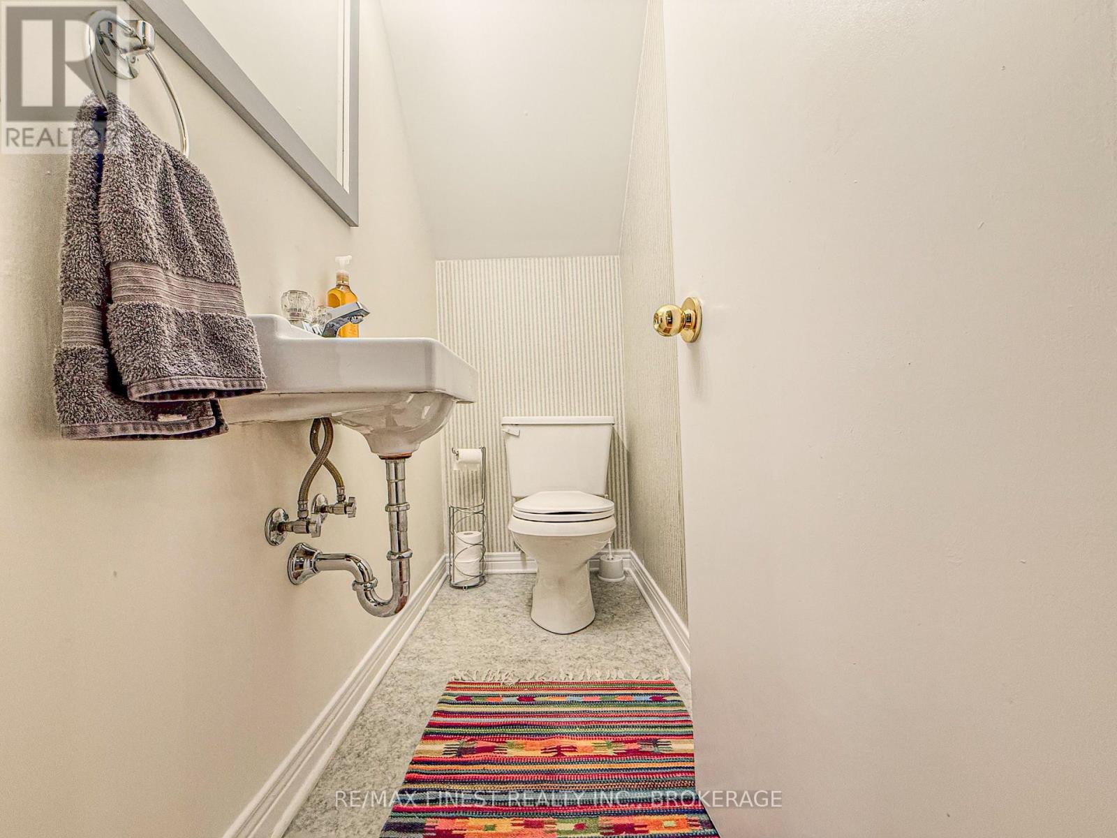 166 Queen Street, Kingston (East Of Sir John A. Blvd), Ontario  K7K 1B1 - Photo 44 - X12795044