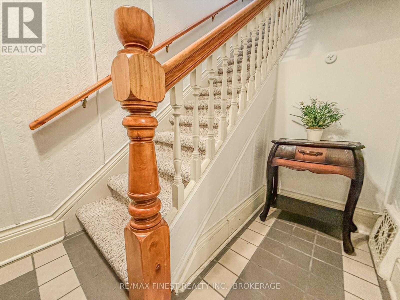 166 Queen Street, Kingston (East Of Sir John A. Blvd), Ontario  K7K 1B1 - Photo 7 - X12795044