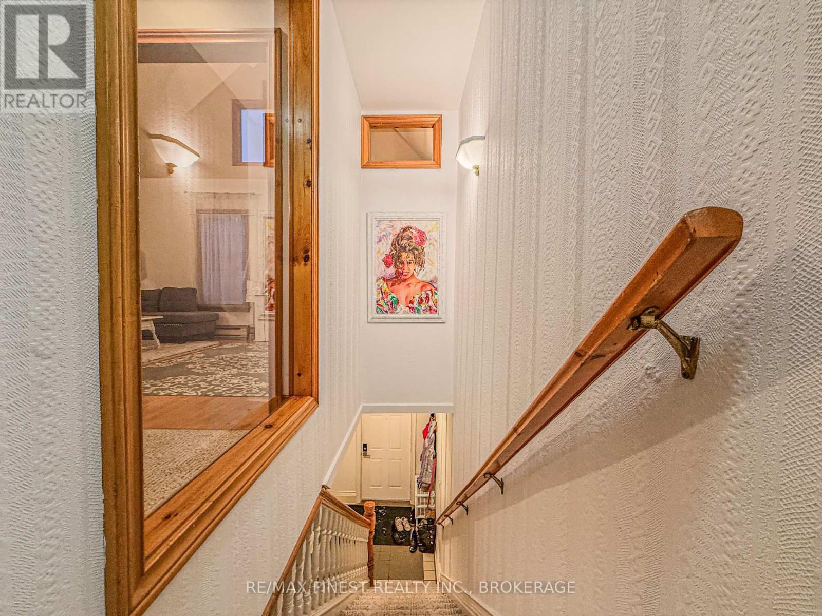 166 Queen Street, Kingston (East Of Sir John A. Blvd), Ontario  K7K 1B1 - Photo 8 - X12795044