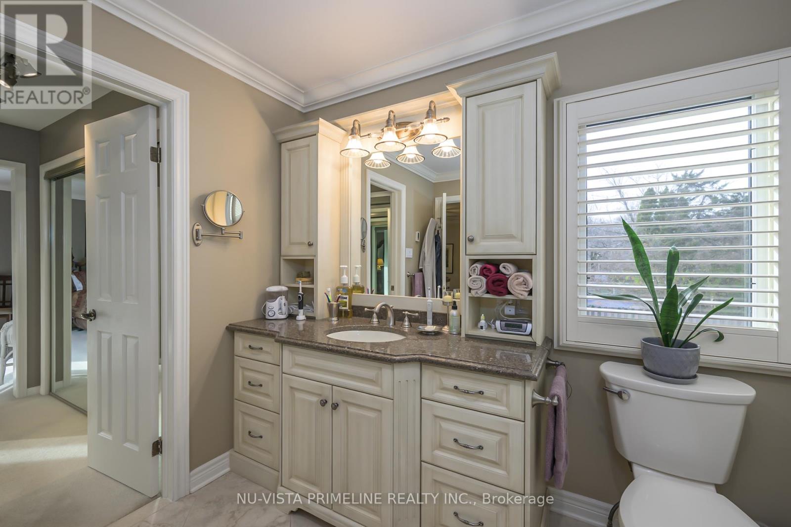 53 Meridene Crescent W, London North, Ontario  N5X 2M1 - Photo 36 - X12795130