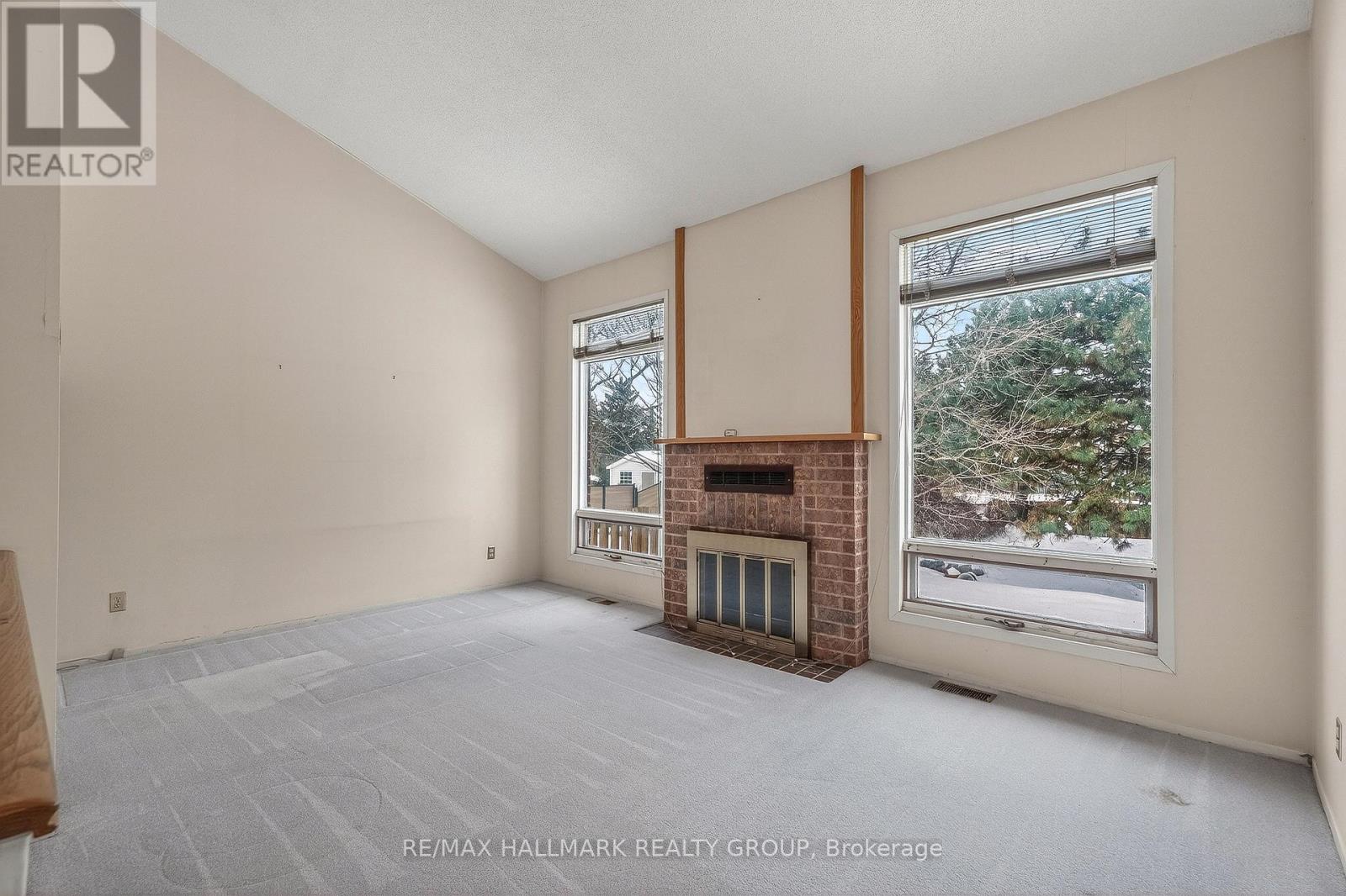 14 Haywood Crescent, Ottawa, Ontario  K2L 2J2 - Photo 17 - X12795152