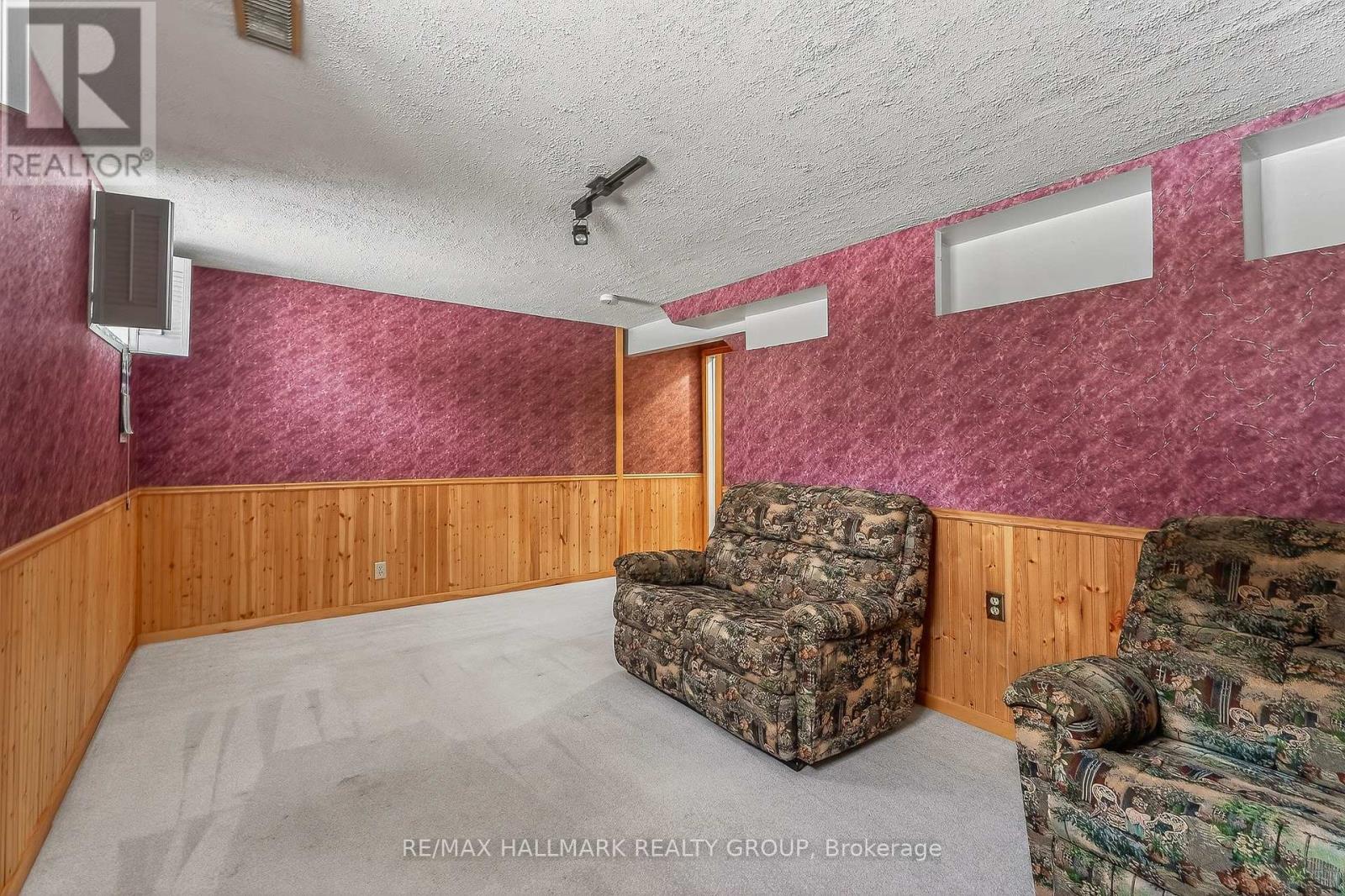 14 Haywood Crescent, Ottawa, Ontario  K2L 2J2 - Photo 30 - X12795152