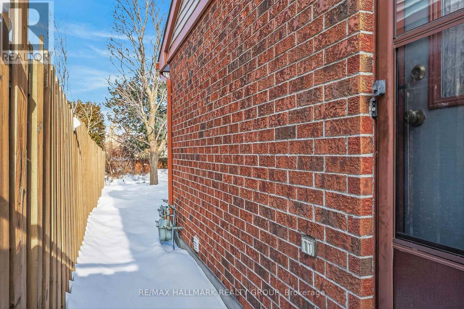 14 Haywood Crescent, Ottawa, Ontario  K2L 2J2 - Photo 33 - X12795152