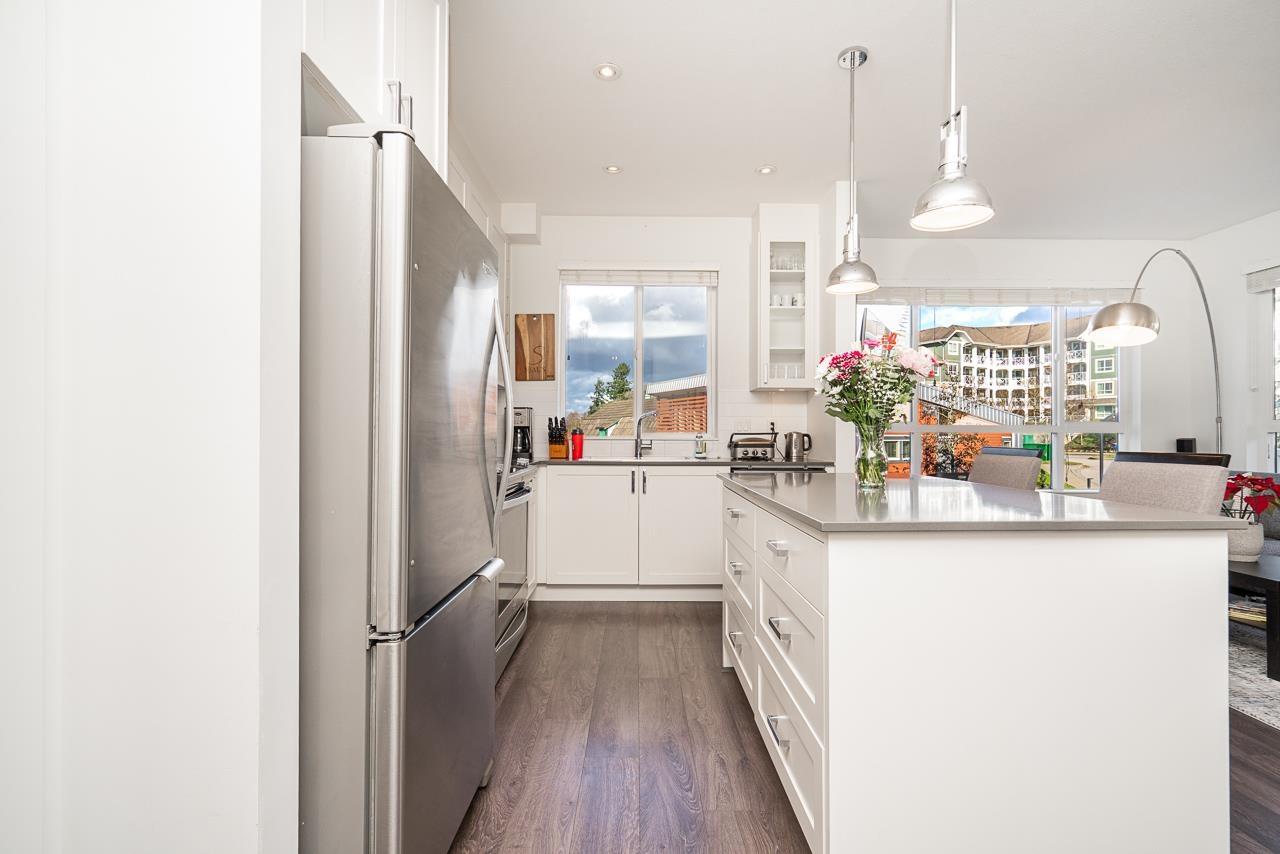 313 16380 64 Avenue, Surrey, British Columbia  V3S 6X6 - Photo 8 - R3090212