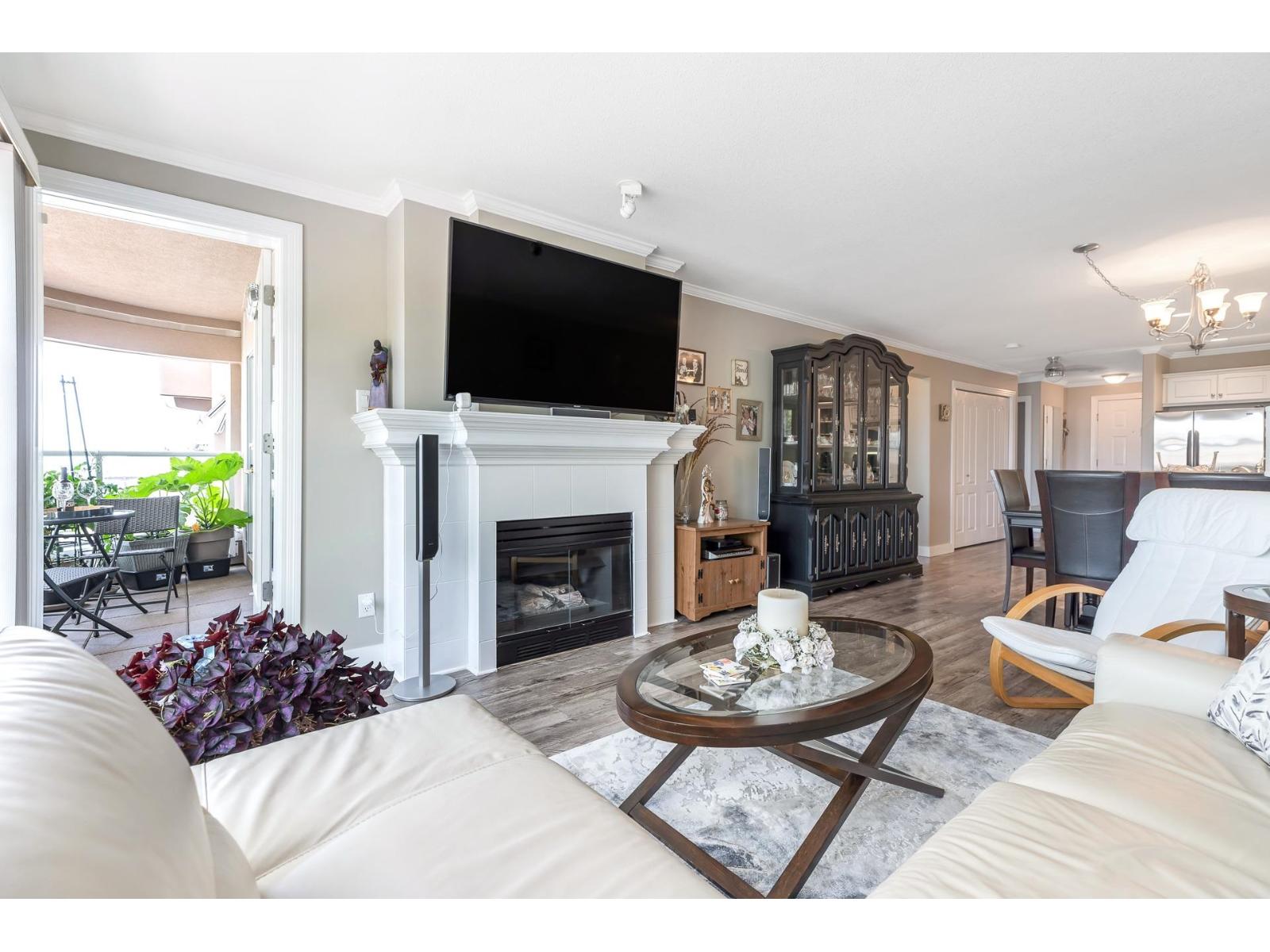 202 15284 Buena Vista Avenue, White Rock, British Columbia  V4B 5K5 - Photo 12 - R3090549