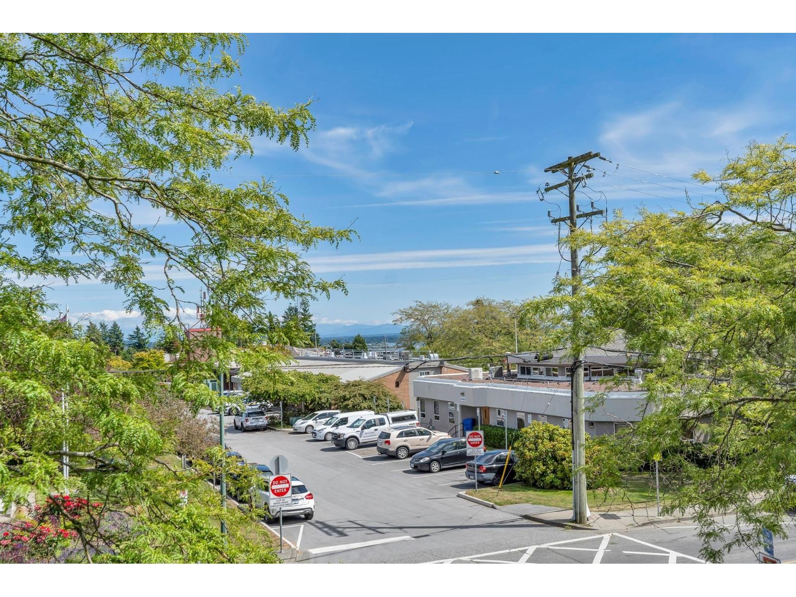 202 15284 Buena Vista Avenue, White Rock, British Columbia  V4B 5K5 - Photo 17 - R3090549