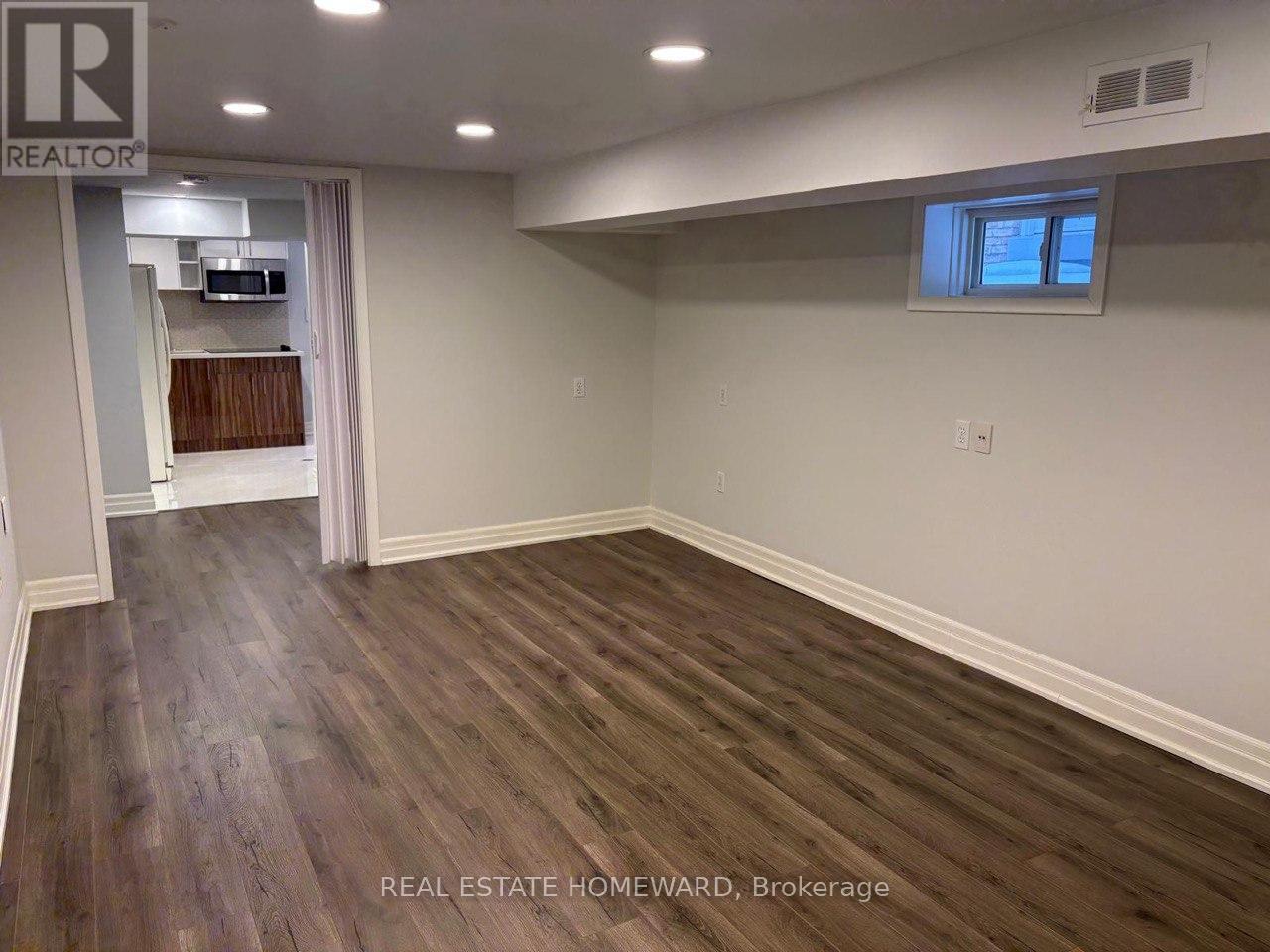 Lower - 33 Braeburn Drive, Markham, Ontario  L3T 4V2 - Photo 10 - N12712046