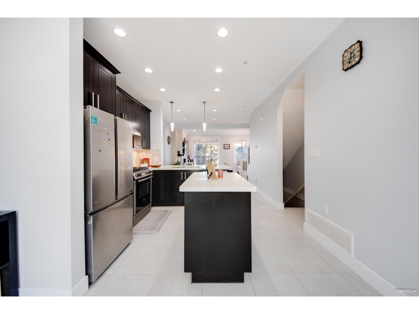 28 2689 Parkway Drive, Surrey, British Columbia  V4P 0C3 - Photo 4 - R3090489