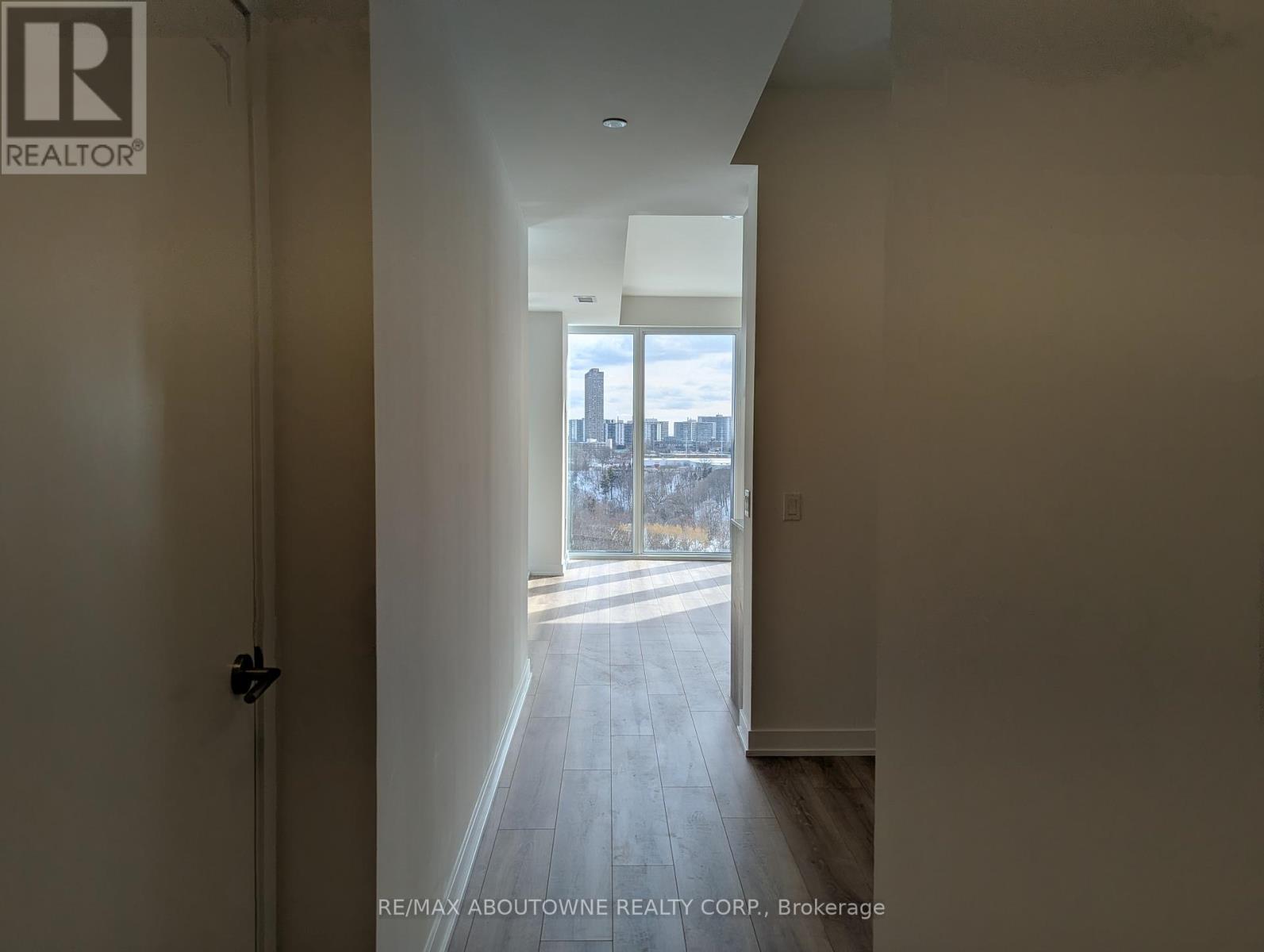 1003 - 1 Quarrington Lane, Toronto, Ontario  M3C 0S4 - Photo 16 - C12794984
