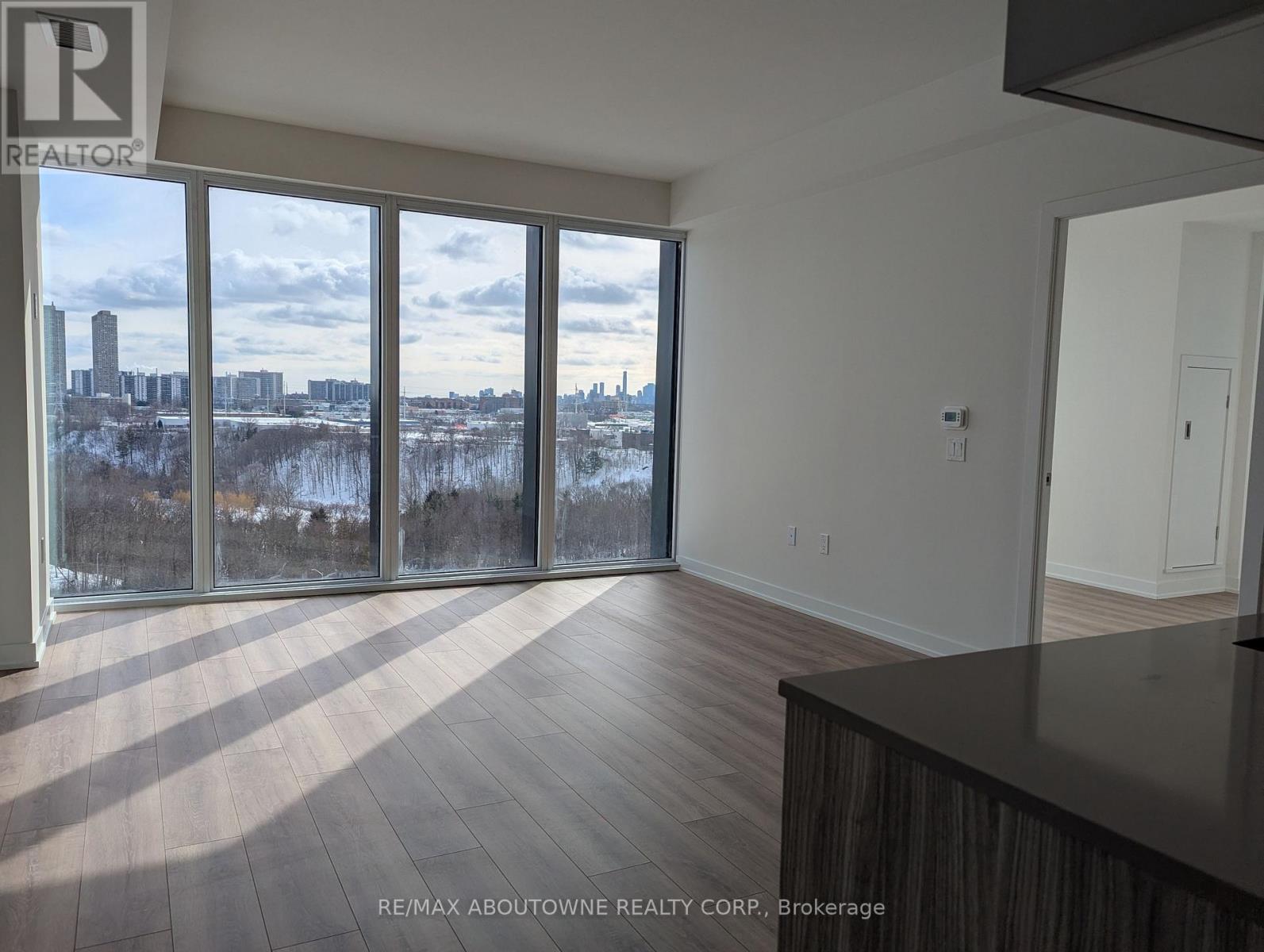 1003 - 1 Quarrington Lane, Toronto, Ontario  M3C 0S4 - Photo 18 - C12794984