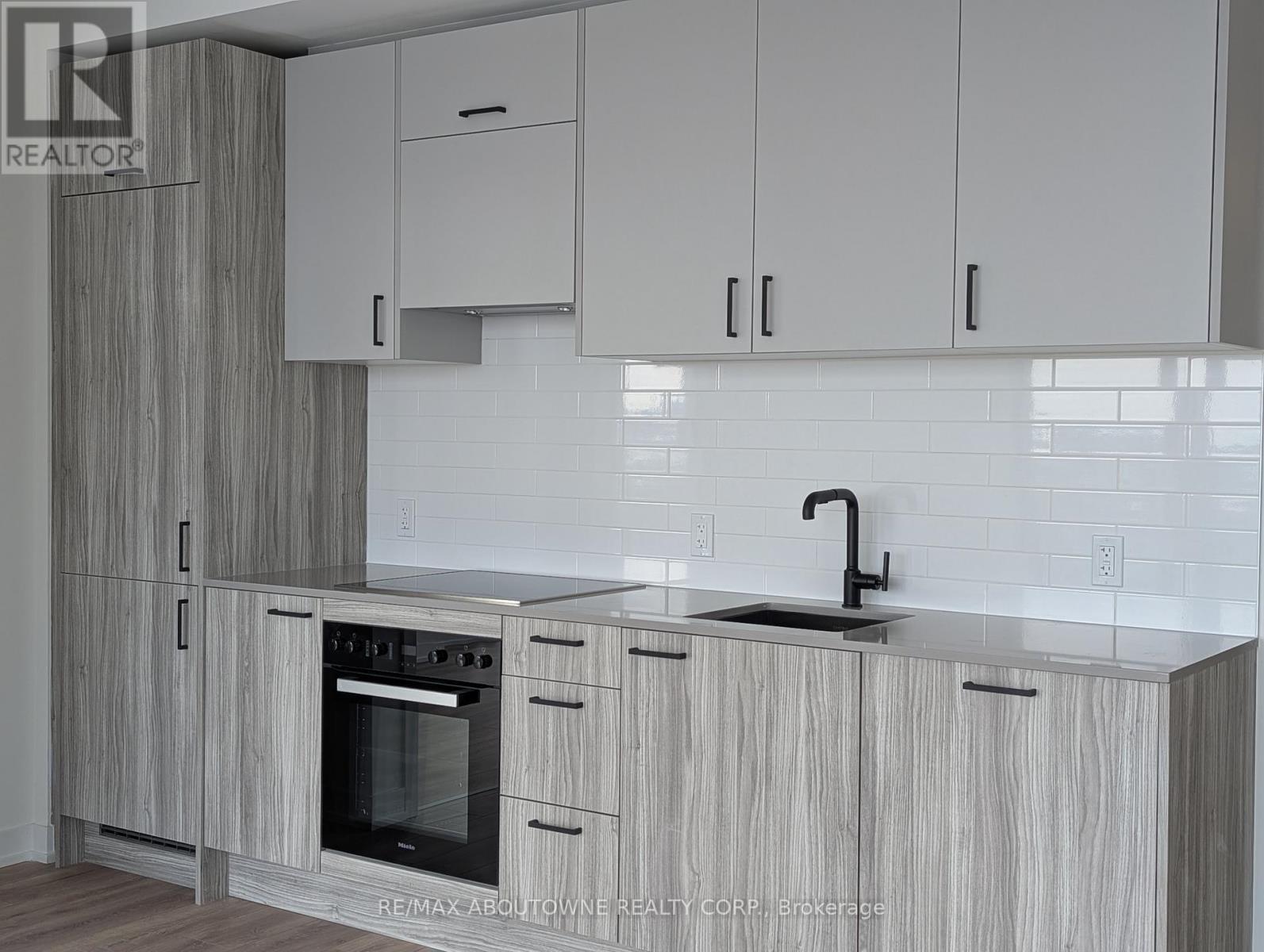 1003 - 1 Quarrington Lane, Toronto, Ontario  M3C 0S4 - Photo 21 - C12794984