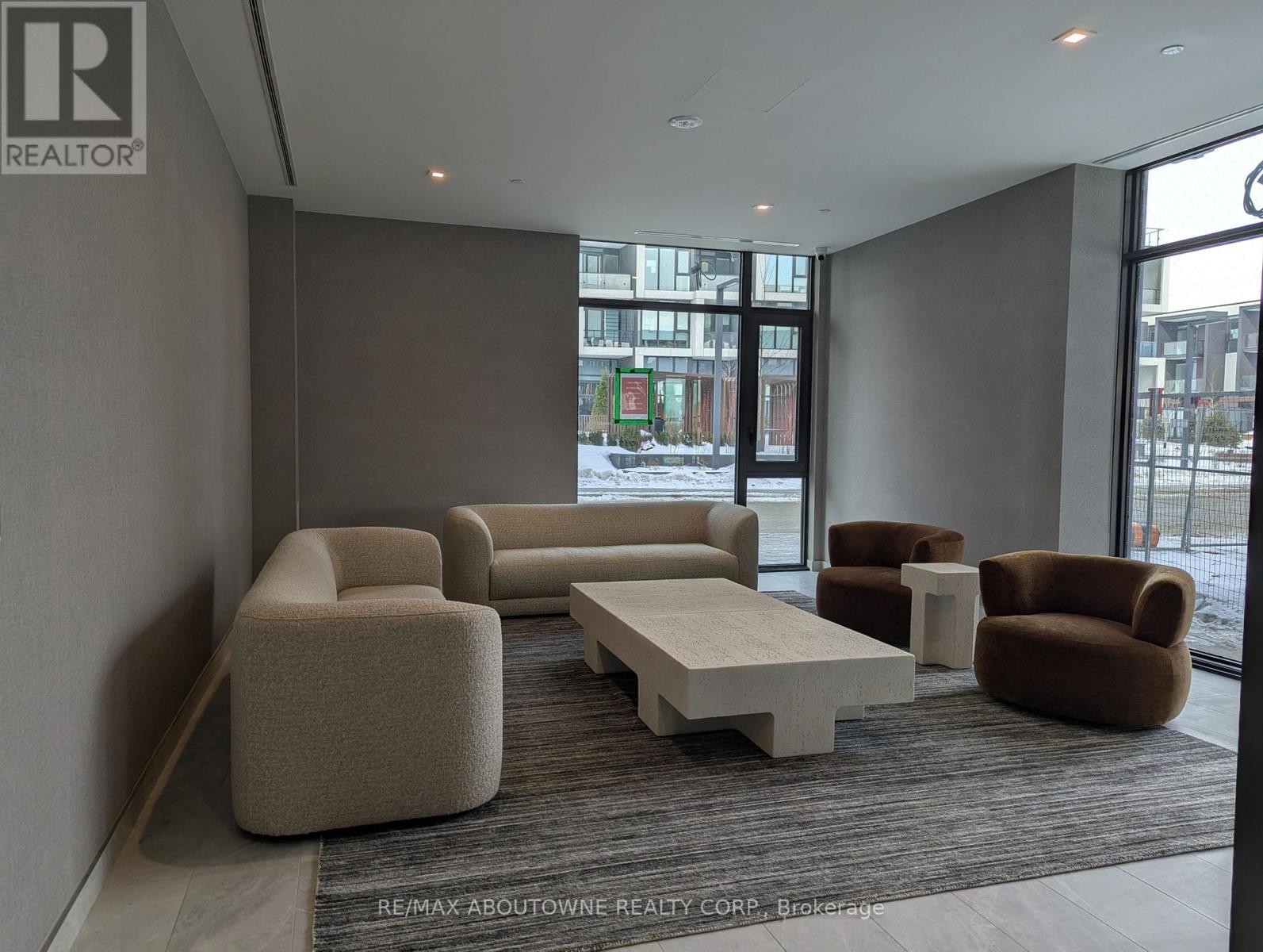 1003 - 1 Quarrington Lane, Toronto, Ontario  M3C 0S4 - Photo 4 - C12794984