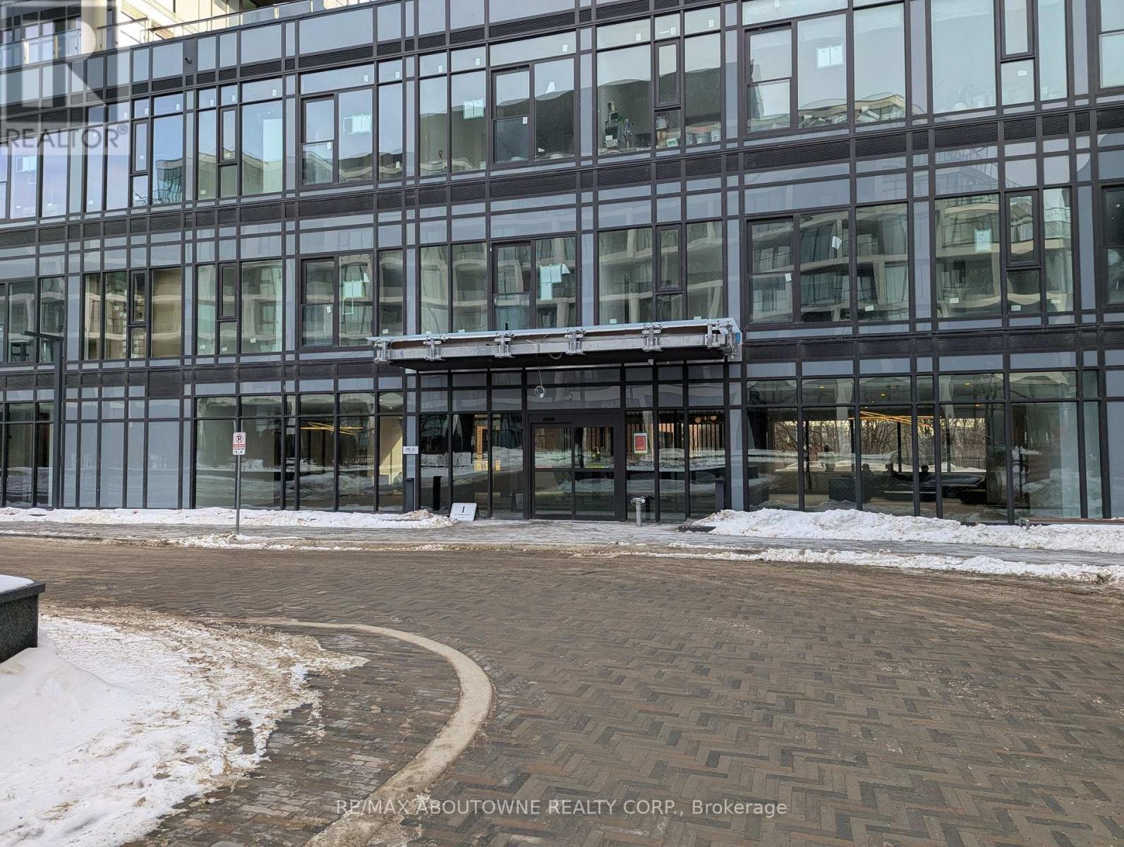 1003 - 1 Quarrington Lane, Toronto, Ontario  M3C 0S4 - Photo 9 - C12794984