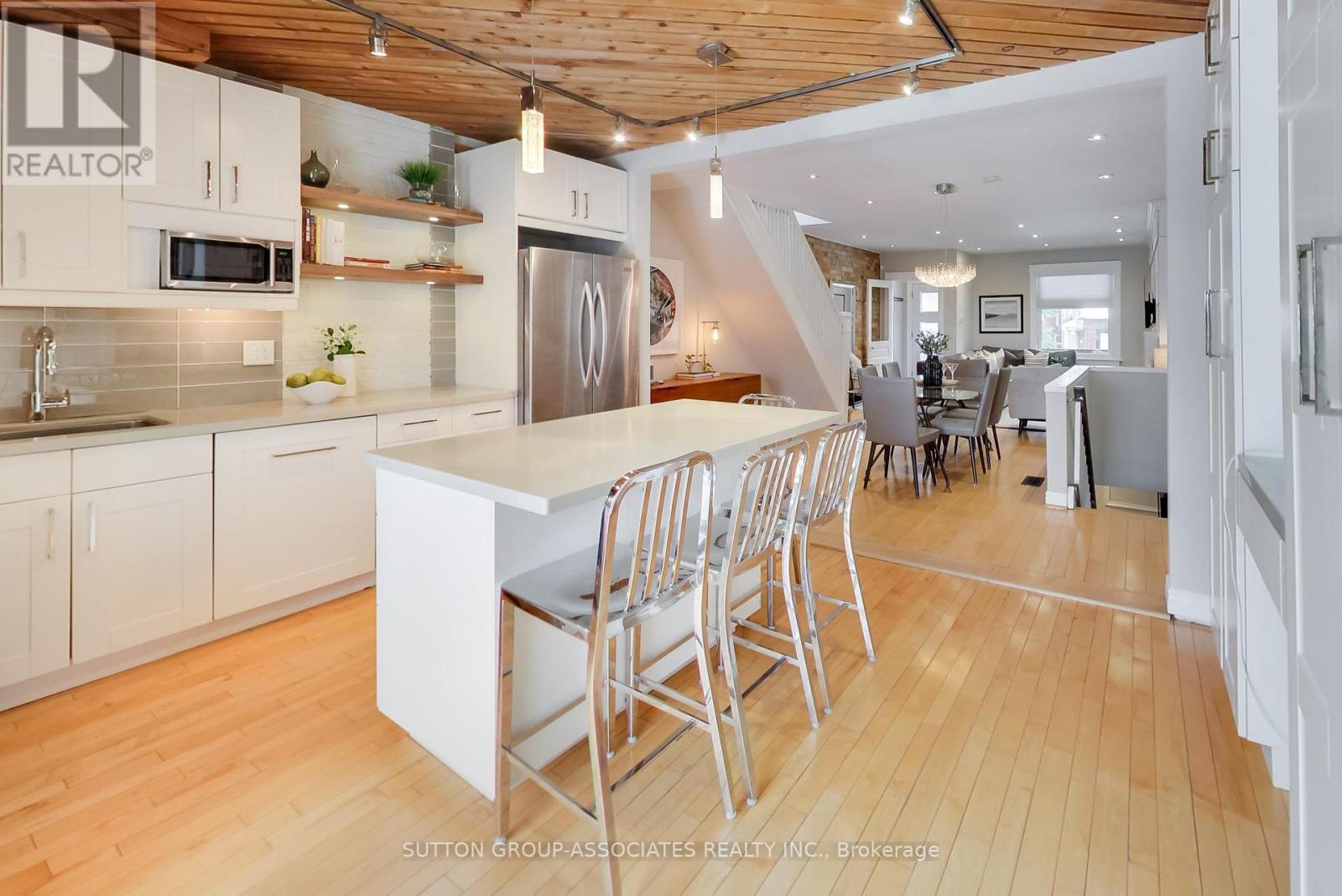 75 Arlington Avenue, Toronto, Ontario  M6G 3L2 - Photo 17 - C12795000