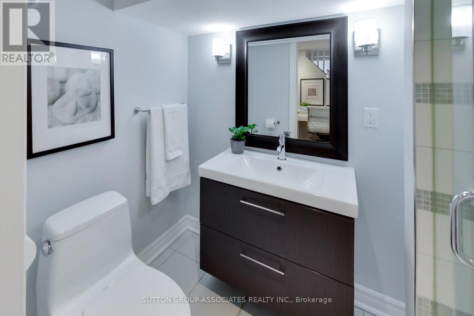 75 Arlington Avenue, Toronto, Ontario  M6G 3L2 - Photo 39 - C12795000