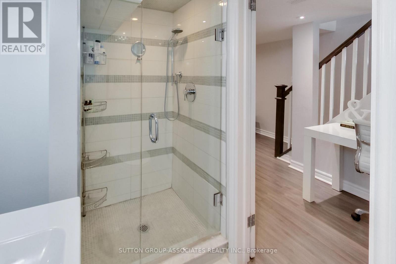 75 Arlington Avenue, Toronto, Ontario  M6G 3L2 - Photo 40 - C12795000