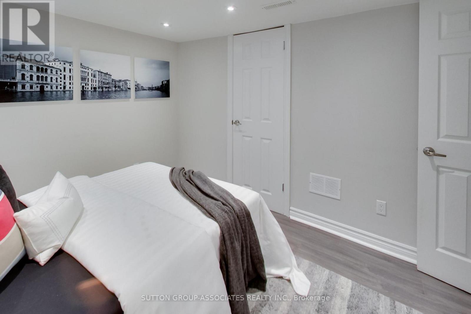 75 Arlington Avenue, Toronto, Ontario  M6G 3L2 - Photo 43 - C12795000