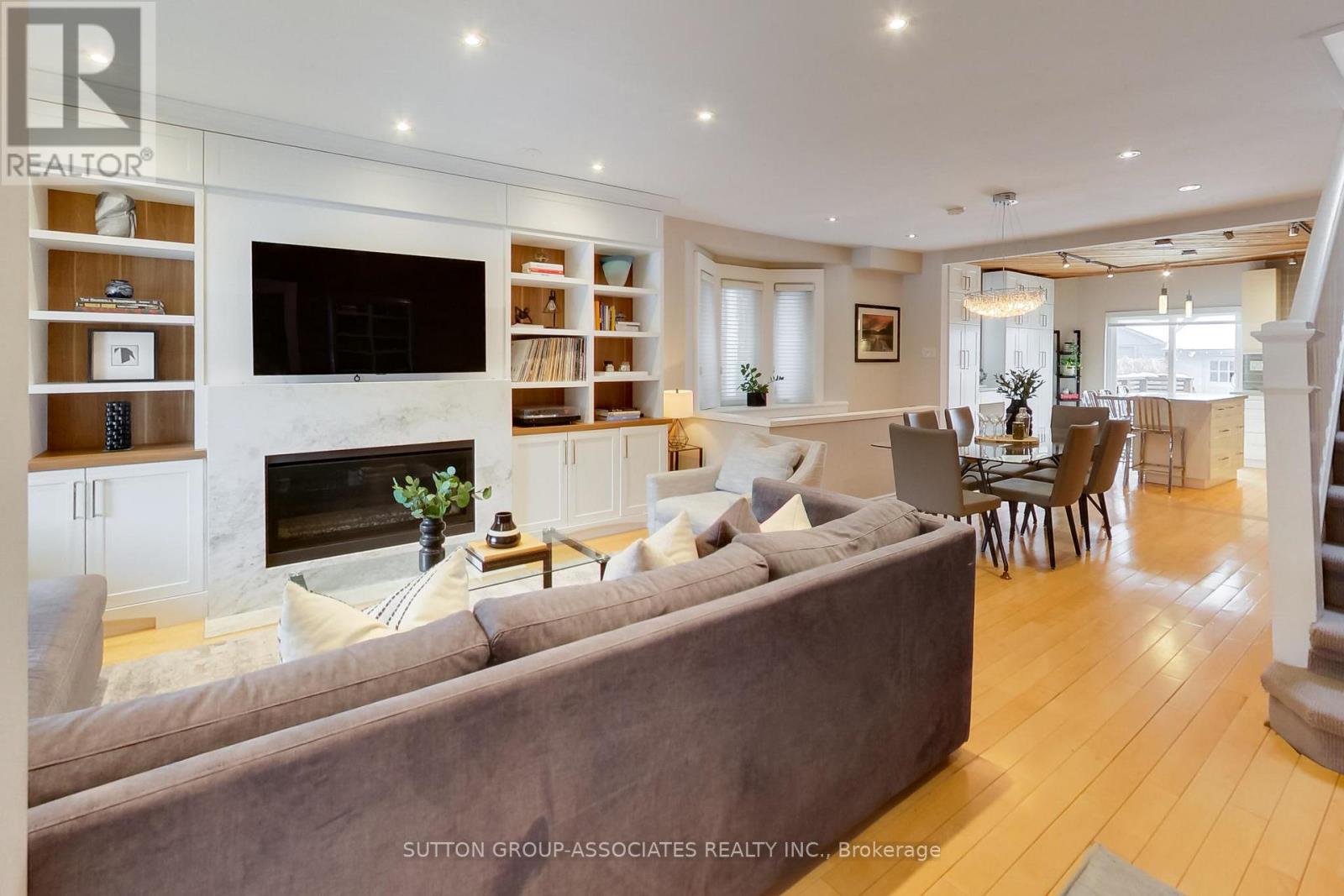 75 Arlington Avenue, Toronto, Ontario  M6G 3L2 - Photo 5 - C12795000