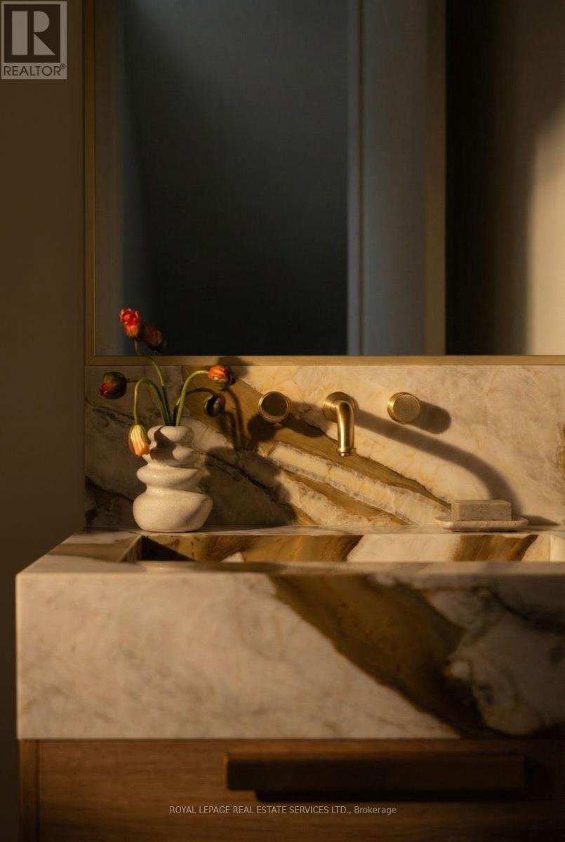 168 Bedford Park Avenue, Toronto, Ontario  M5M 1J3 - Photo 18 - C12795042