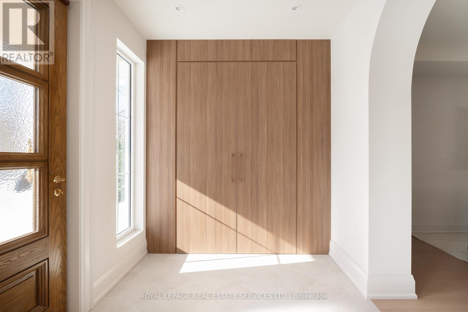 168 Bedford Park Avenue, Toronto, Ontario  M5M 1J3 - Photo 2 - C12795042