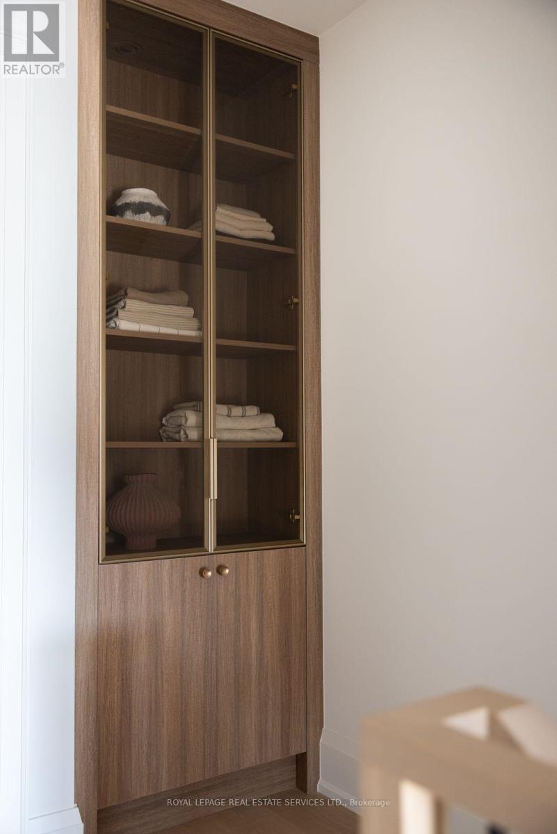 168 Bedford Park Avenue, Toronto, Ontario  M5M 1J3 - Photo 27 - C12795042