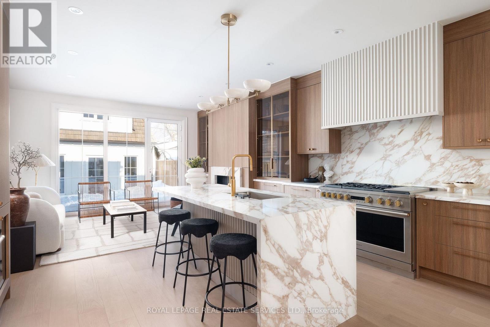 168 Bedford Park Avenue, Toronto, Ontario  M5M 1J3 - Photo 9 - C12795042