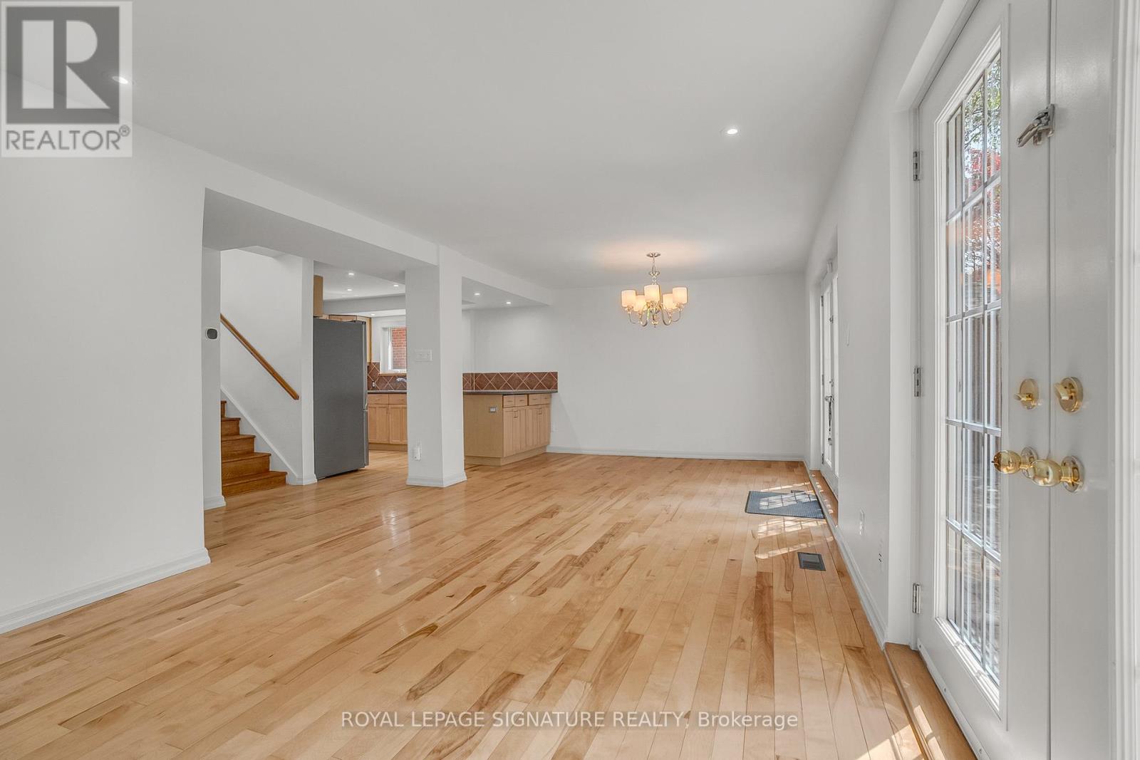 136 Three Valleys Drive, Toronto, Ontario  M3A 3B9 - Photo 13 - C12795074