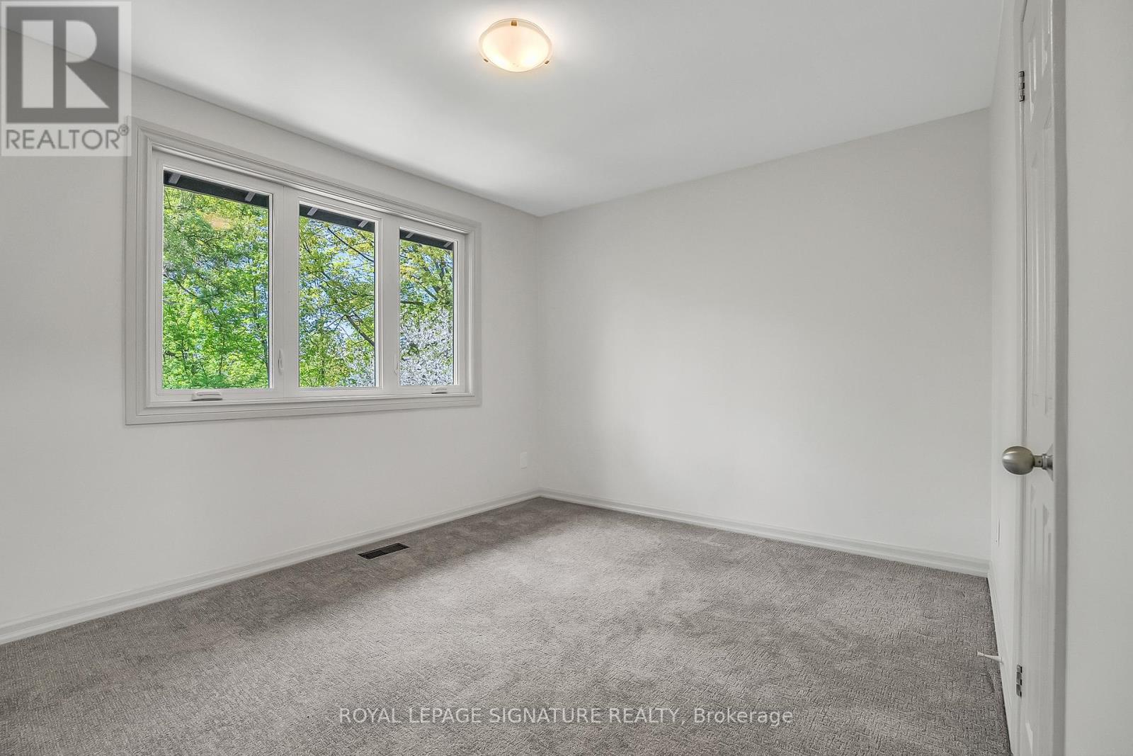 136 Three Valleys Drive, Toronto, Ontario  M3A 3B9 - Photo 25 - C12795074