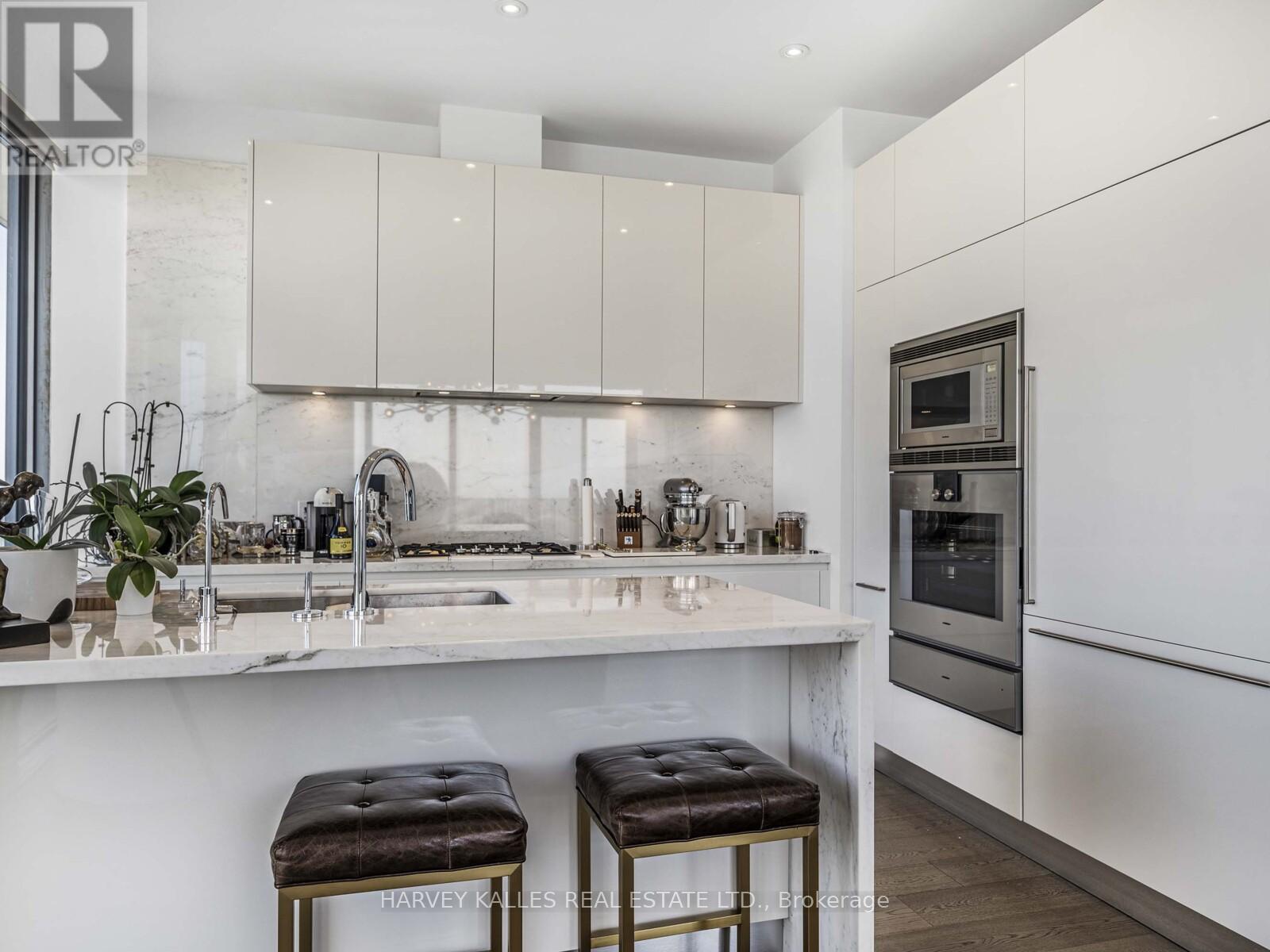 Ph 5605 - 42 Charles Street E, Toronto, Ontario  M4Y 1T4 - Photo 6 - C12795140